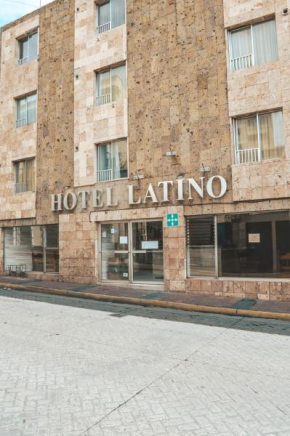 Отель Hotel Latino  Гвадалахара